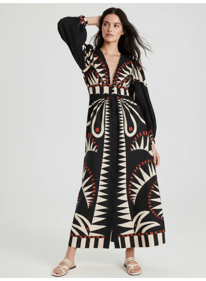 أوجيدر فستان ماكسي بطبعة قبلية سوداء